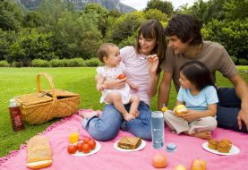 Bình giữ nhiệt: Bạn đồng hành của những bà mẹ văn phòng