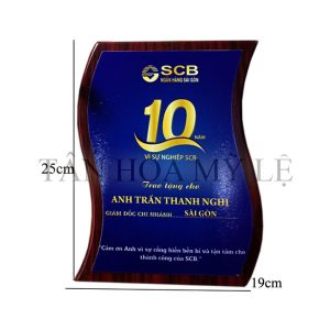 BIỂN TRƯNG GỖ+KIM LOẠI HÌNH S LƯỢN